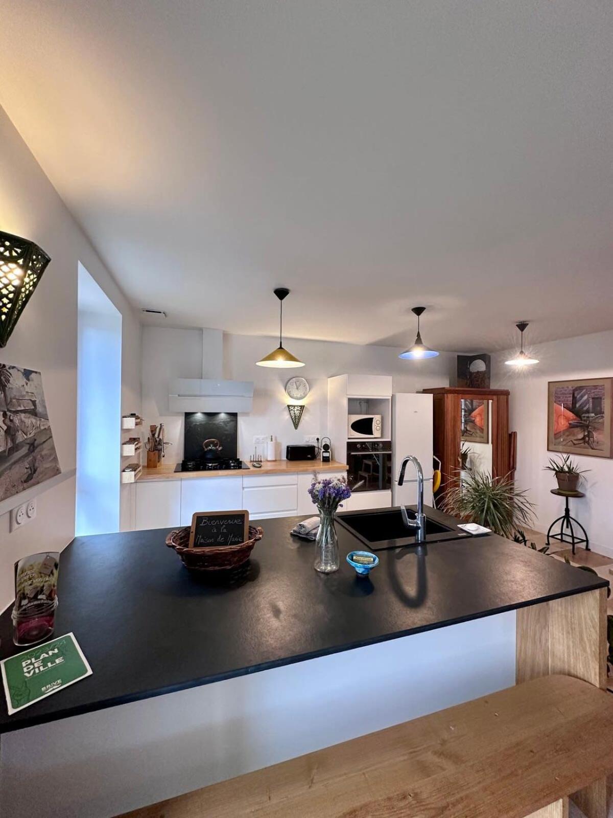 Maison De Marie - T2 Climterrasse - Meyssac Bourg Eksteriør billede